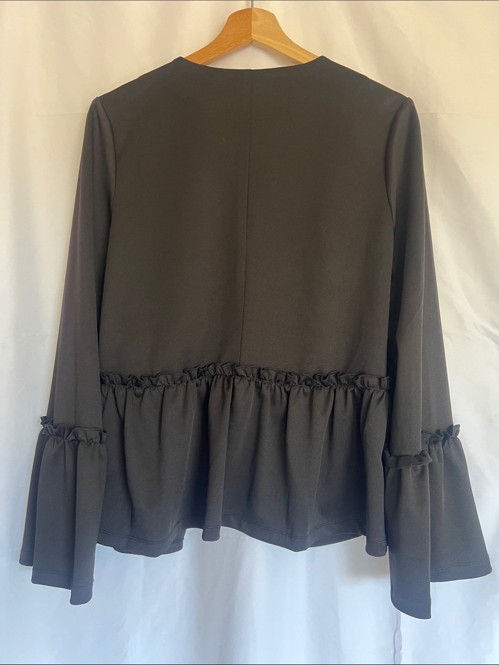 Doe & Rae Black Open-Front Ruffle Peplum Jacket - Picture 6 of 7